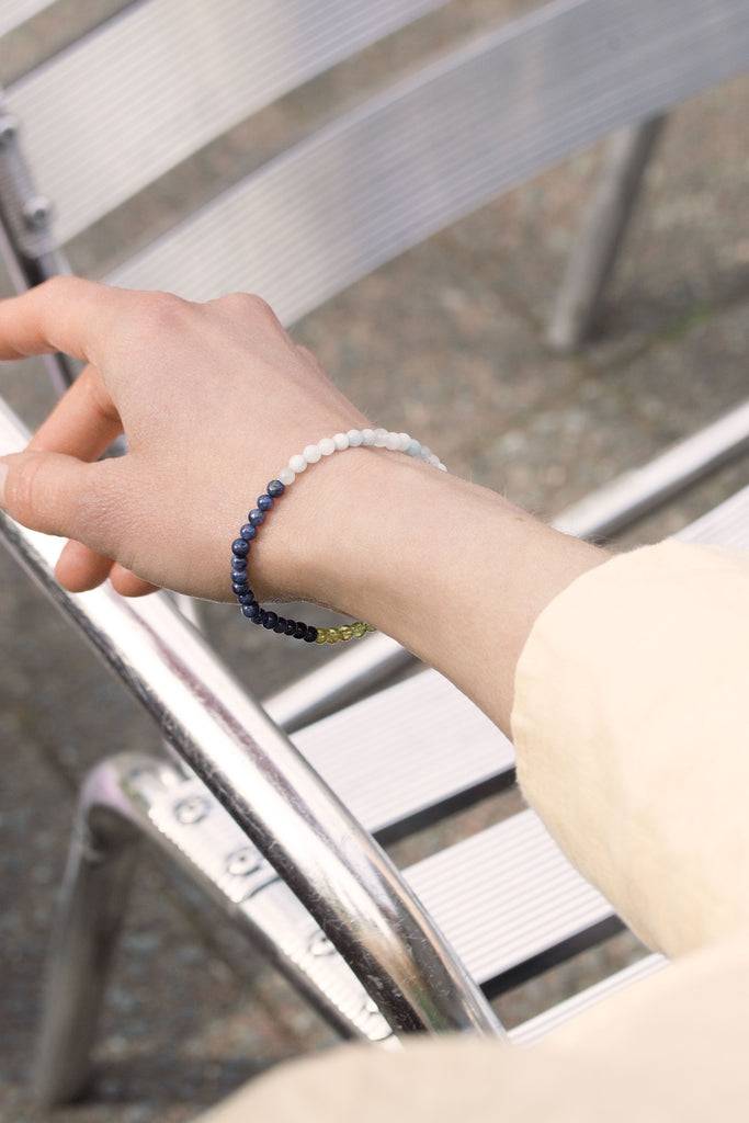 JUKSEREI BIRTHSTONE BUNGEE BRACELET · CUSTOMIZED Neueste Mode
