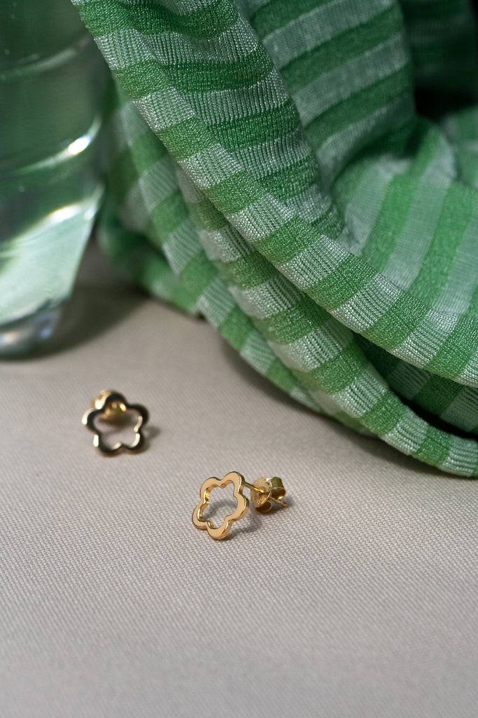 JUKSEREI FLOW EAR STUDS Discount Store für neue Produkte