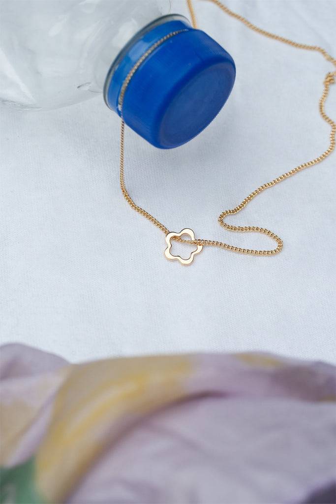 JUKSEREI FLYING FLOW NECKLACE Kostenlose Rückgabe