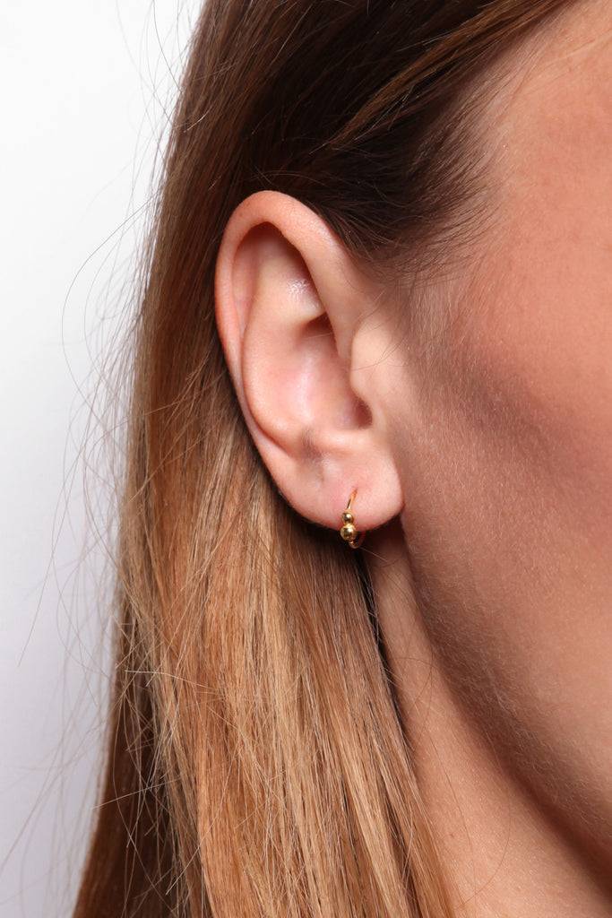 JUKSEREI POLLEN TWIST EARRINGS 50% Rabatt mit kostenlosem Versand