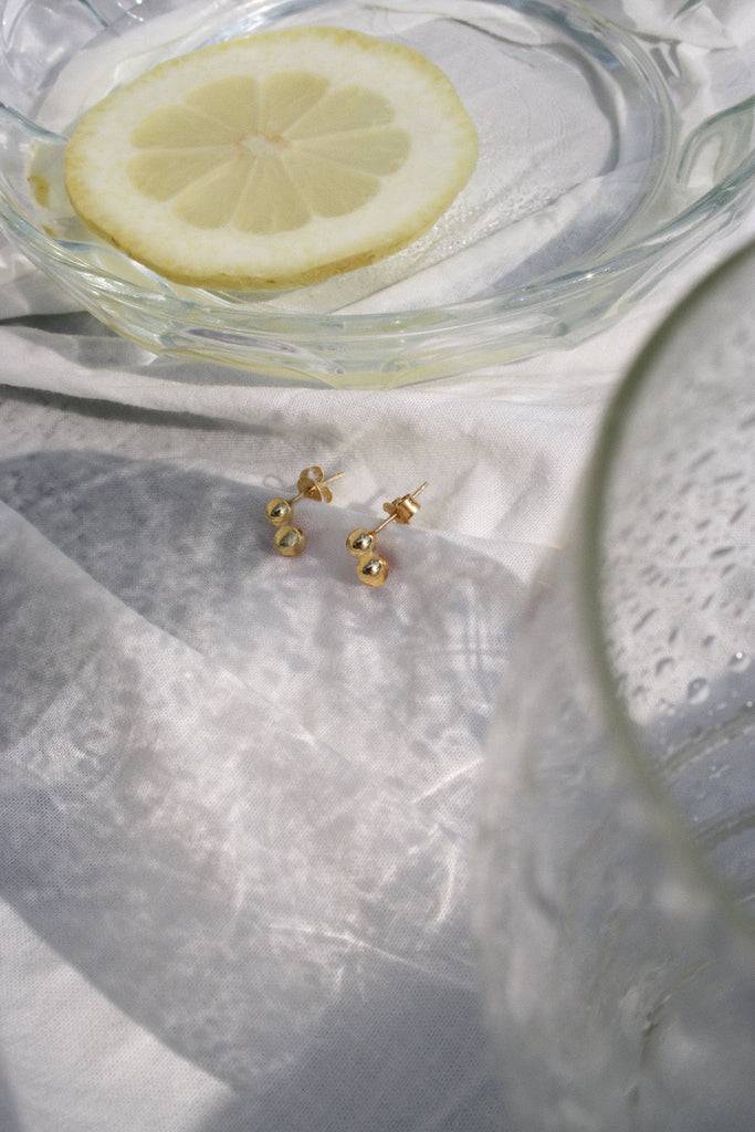 JUKSEREI SOL EAR STUDS Speichern exportieren