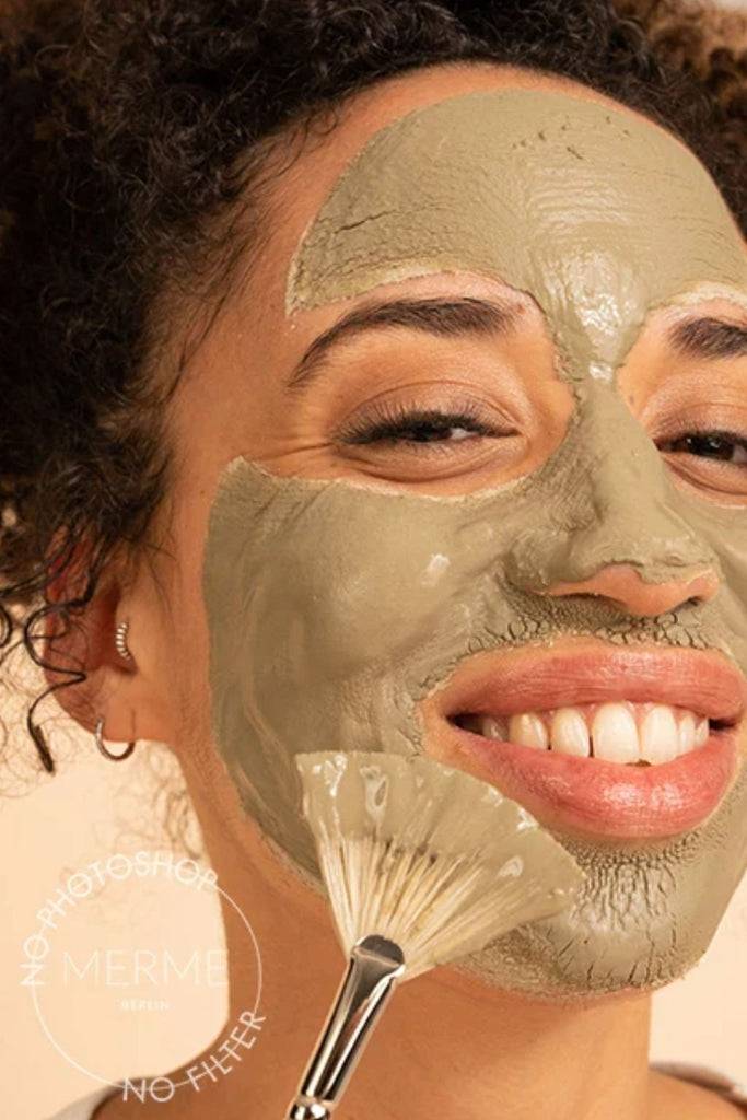 JUKSEREI MERME · ORGANIC GREEN CLAY FACIAL MASK Osterangebot