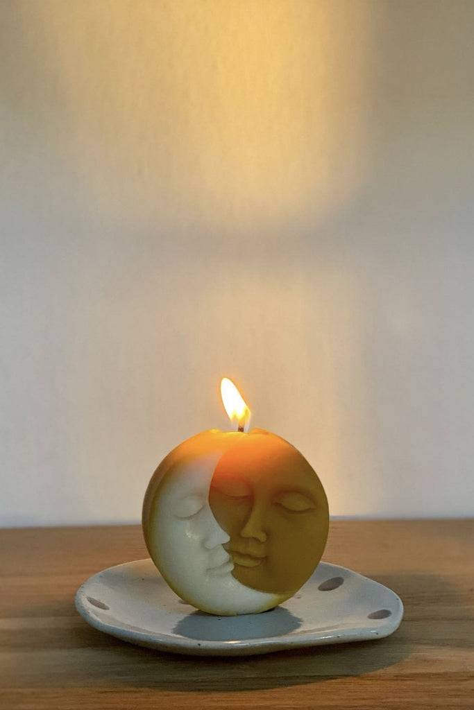 JUKSEREI SOLLYS · MOON/SUN BEESWAX CANDLE Super Rabatt