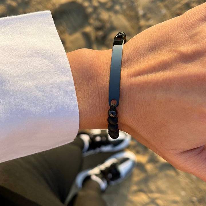 Kardelen ID-Partnerarmband mit Gravur - Pearl Black Vierteljährliche Förderung