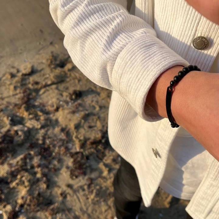 Kardelen ID-Partnerarmband mit Gravur - Pearl Black Vierteljährliche Förderung
