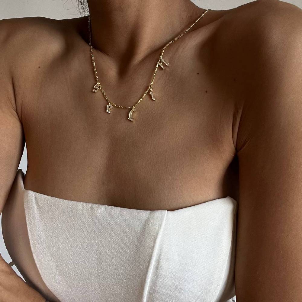 Kardelen Chocker Namenskette mit Zirkonia Gothic - 925 SILBER Nur für heute