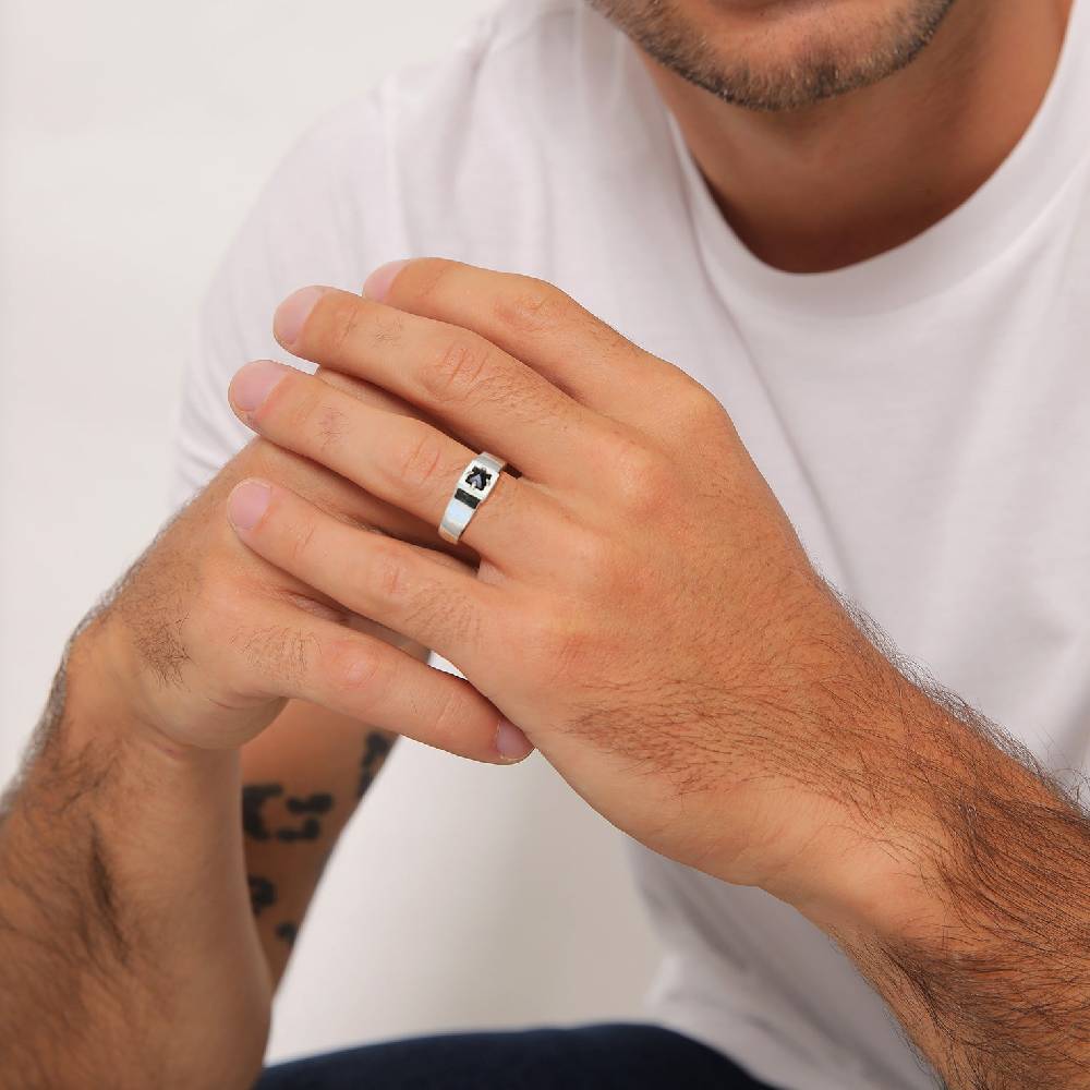 Kuzzoi Bandring Pyramide | Onyx (Schwarz) Sonderangebot der Fabrik