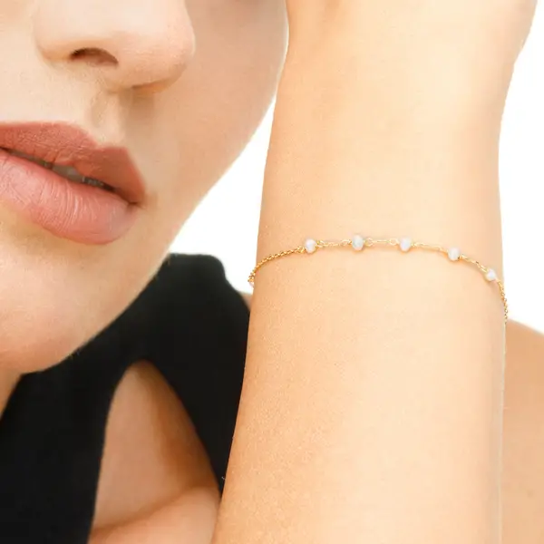 Leaf Jewelry Armkette White Pearls, 14 K Gelbgold Letzter Tag