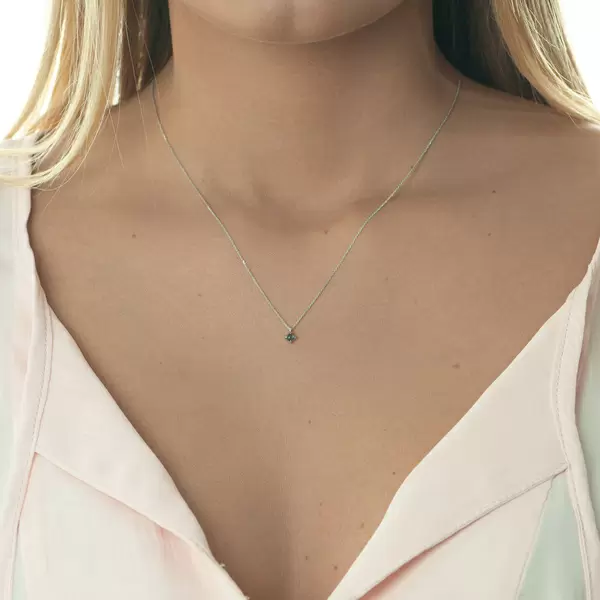 Leaf Jewelry Halskette Cabochon, Blauer Topas, 14 K Weißgold Sonderangebot der Fabrik