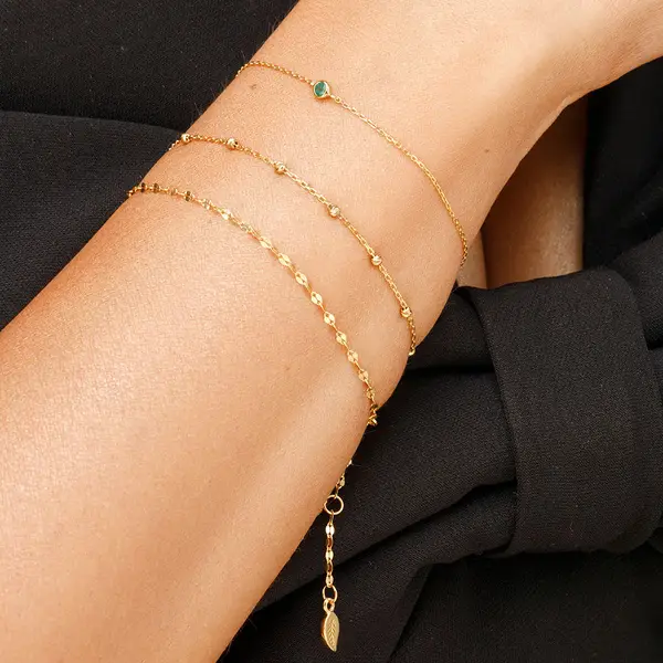 Leaf Jewelry Armkette Smaragd, 14K Weißgold Räumungsverkauf