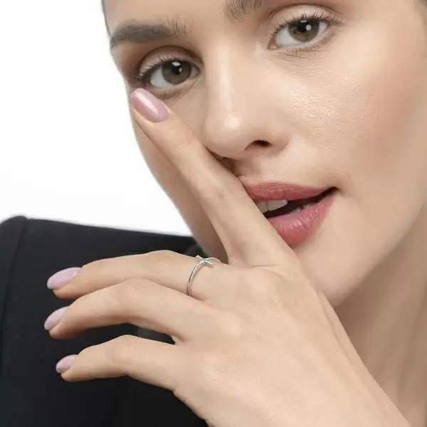 Leaf Jewelry Ring Kreuz mit Diamanten, 18 K Weißgold Tiefpreis