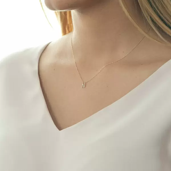 Leaf Jewelry Halskette Letter "N", 14 K Rosegold mit Diamanten Bis zu 50% Rabatt