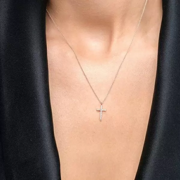 Leaf Jewelry Halskette Kreuz mit Diamanten, 18 K Rosegold Limitierter Zeitrabatt