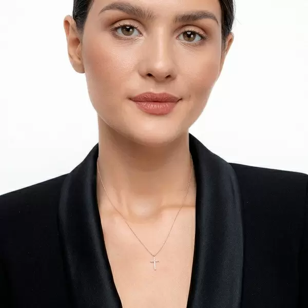 Leaf Jewelry Halskette Kreuz mit Diamanten, 18 K Rosegold Limitierter Zeitrabatt