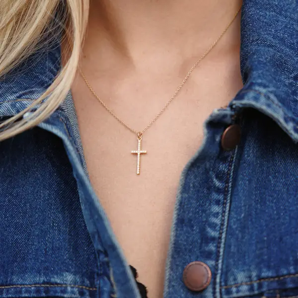 Leaf Jewelry Halskette Kreuz mit Zirkonia, 18 K Rosegold vergoldet Online