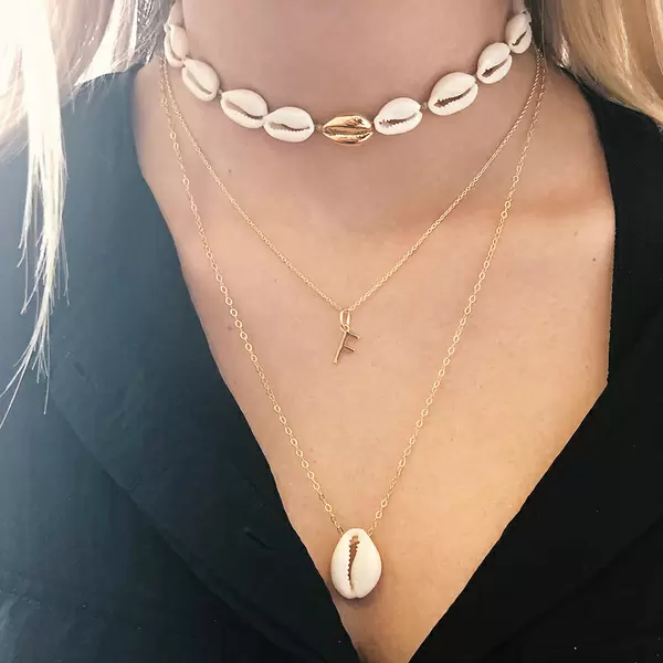 Leaf Jewelry Halskette Cowrie Shell, 55 cm, 18 K Rosegold vergoldet Begrenzt auf 3 Tage