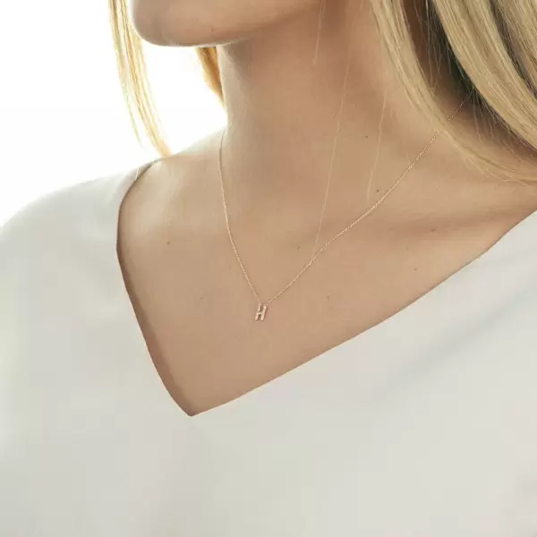 Leaf Jewelry Halskette Letter "H", 14 K Rosegold mit Diamanten Begrenzt auf 3 Tage