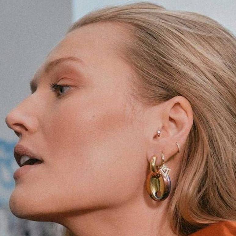 Mosuo Jewellery Dreieck Charm Creolen VIP-Rabatte