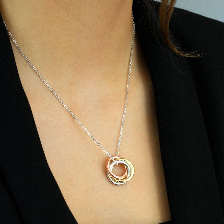 Nana Kay Modern Trio Collier Motile Rings Im Verkauf
