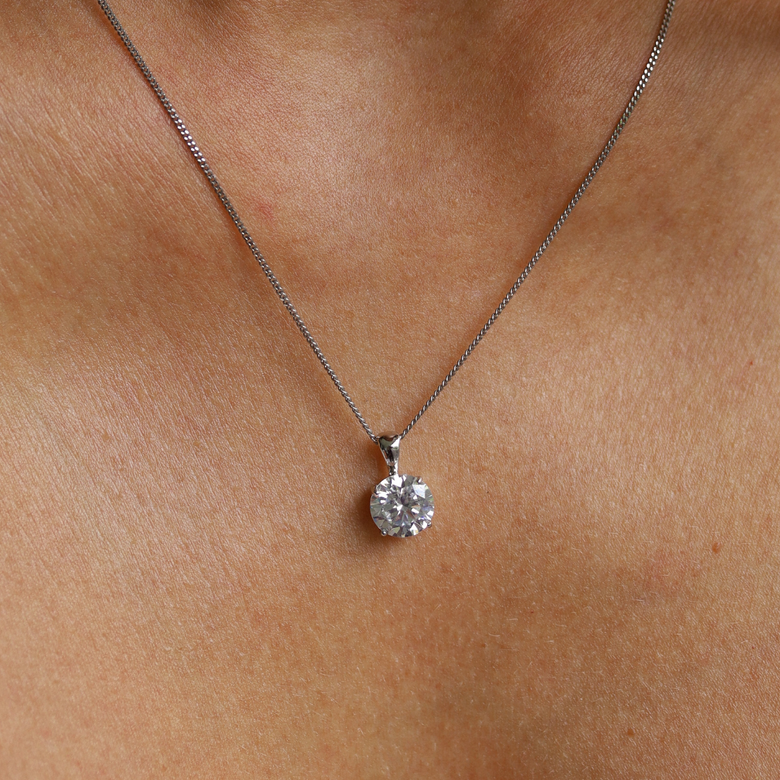 Nana Kay Classic Solitaire Halskette Dearest Letzte 3 Tage
