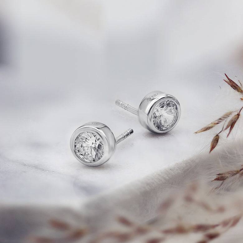 Nana Kay Classic Solitaire Ohrstecker 5 Große Rabatte