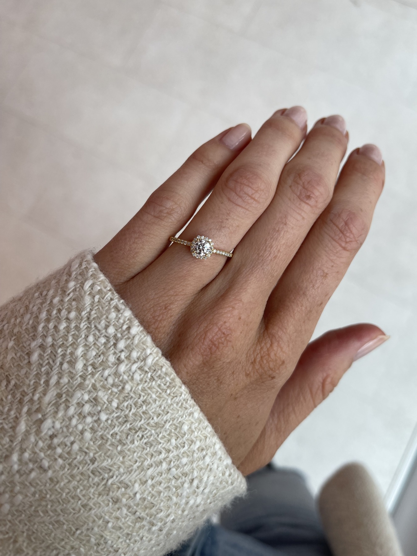 Nina Kastens Halo Diamond Ring Zeitbegrenzte Promotion