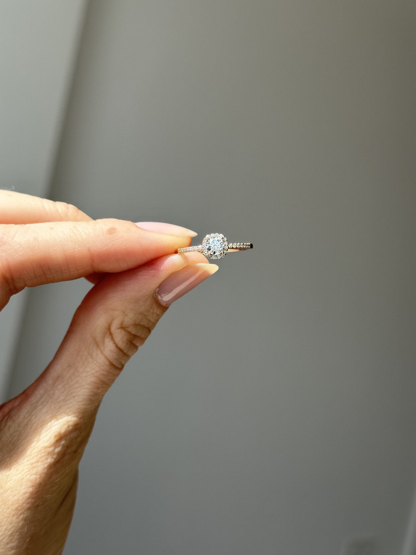 Nina Kastens Halo Diamond Ring Zeitbegrenzte Promotion