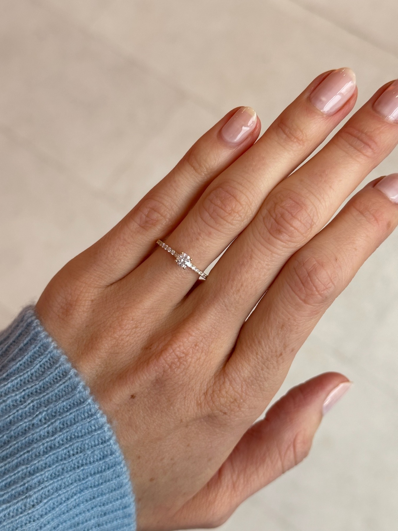 Nina Kastens Pavé Solitaire Ring Nur für heute