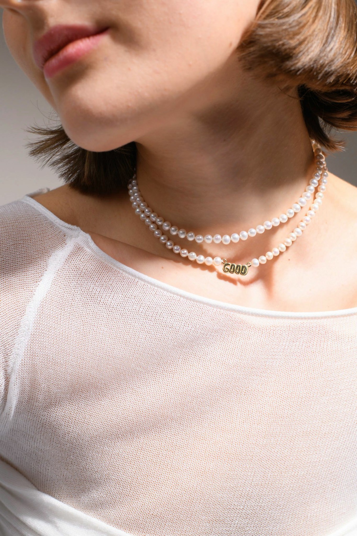 Nina Kastens UES Pearl Choker Online
