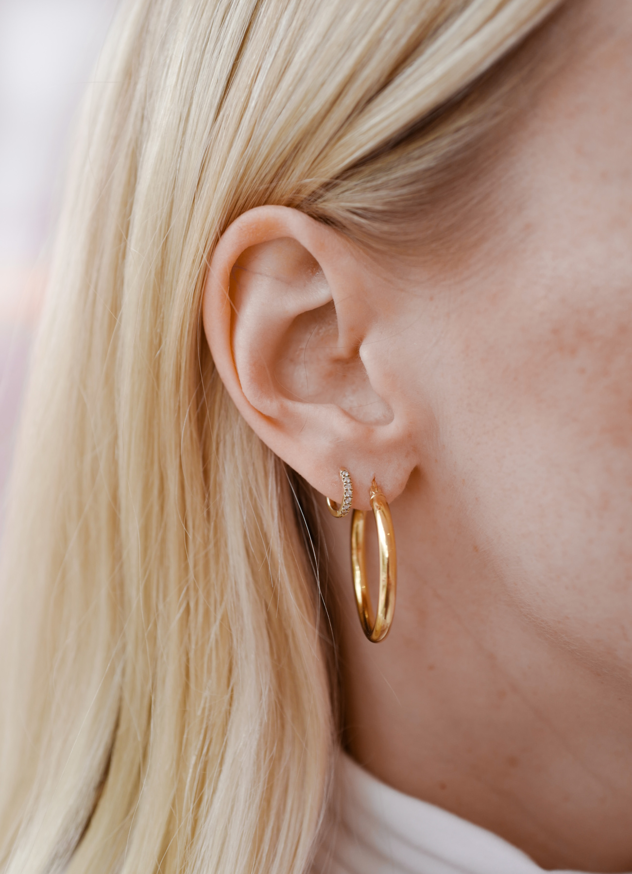 Nina Kastens Diamond Huggie Gold Fabrikverkauf