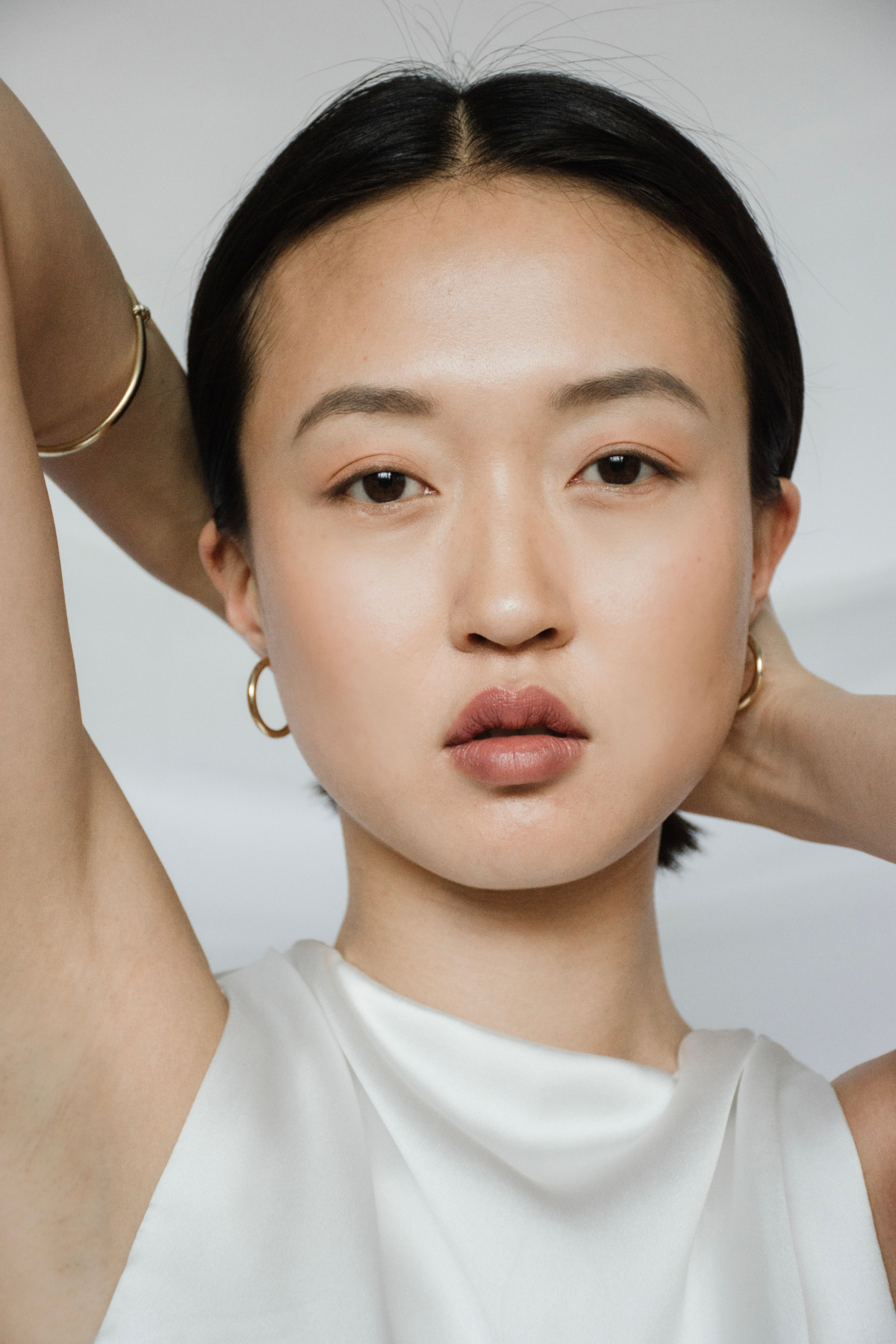 Nina Kastens Essential Gold Hoops Blitzverkäufe