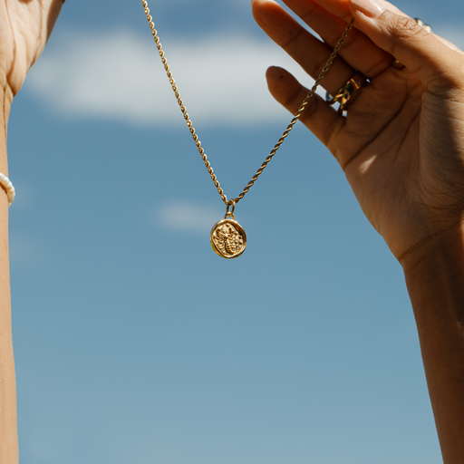 Paul Hewitt Scorpio Charm Gold Discount Store für neue Produkte