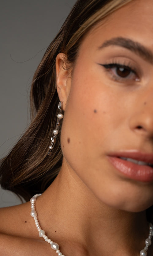 Paul Valentine Adorn Earrings Blitzangebot