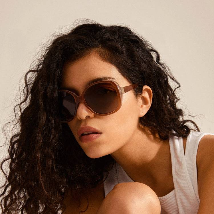 Pilgrim PARKER Retro-Oversized-Sonnenbrille, Hellbraun Begrenztes Angebot