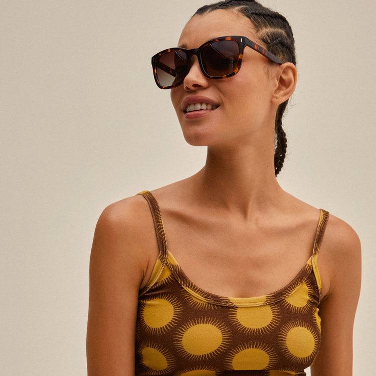 Pilgrim KATYA Recycelte Sonnenbrille Schildpatt-Braun/Gold Lagerräumung