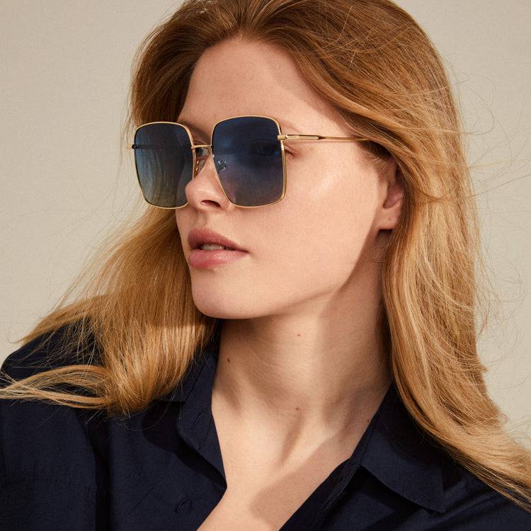 Pilgrim JONAN Sonnenbrille Blau/Gold Rabatte dieses Monats