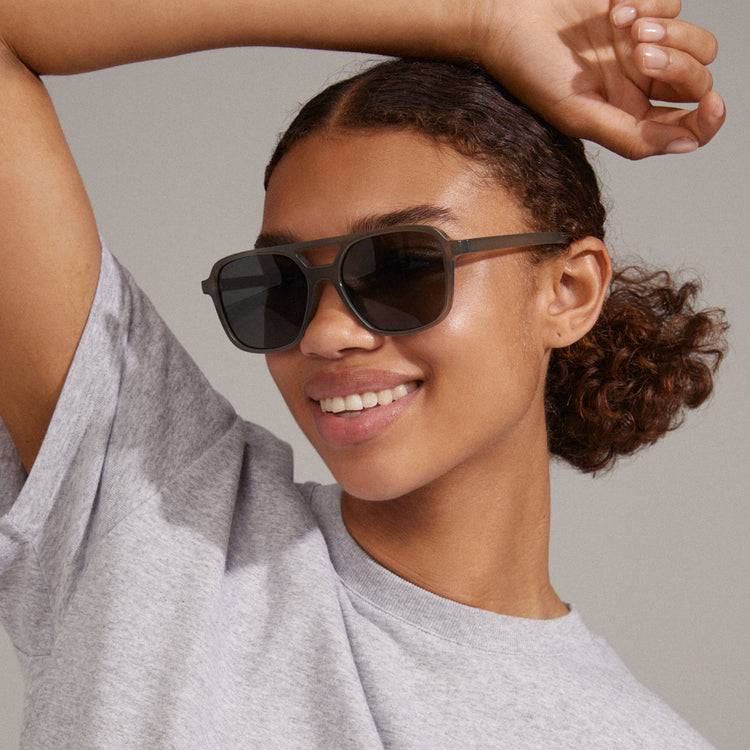 Pilgrim ELODIE Piloten-Sonnenbrille grau Sonderangebot der Fabrik