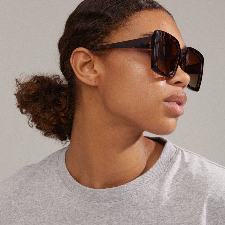 Pilgrim LUCIANA Oversized Vintage-Sonnenbrille in braunem Schildpatt Discount Store für neue Produkte