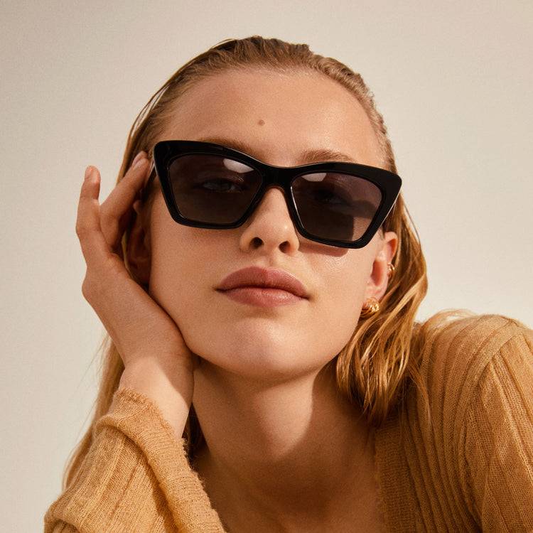 Pilgrim DAKOTA eckige Cat-Eye-Sonnenbrille schwarz Muttertagsangebot