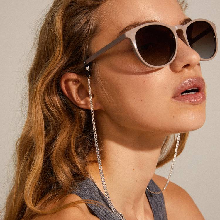 Pilgrim CAMILLA recycelte klassische Sonnenbrille hellbraun Valentinstagsangebot