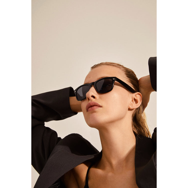Pilgrim REESE Sonnenbrille im Retro-Stil schwarz Heißer Verkauf