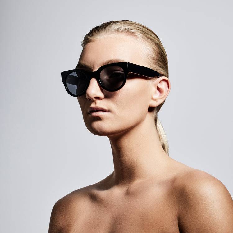 Pilgrim MALI oversized Acetat Sonnenbrille, schwarz Online Outlet
