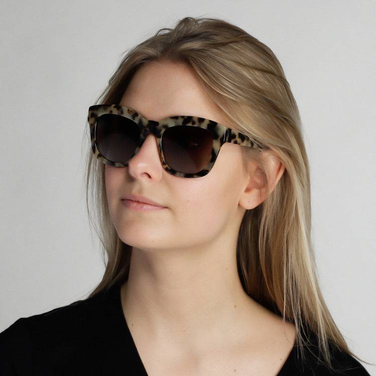 Pilgrim Sonnenbrille : Dael : Grau Sonderangebote