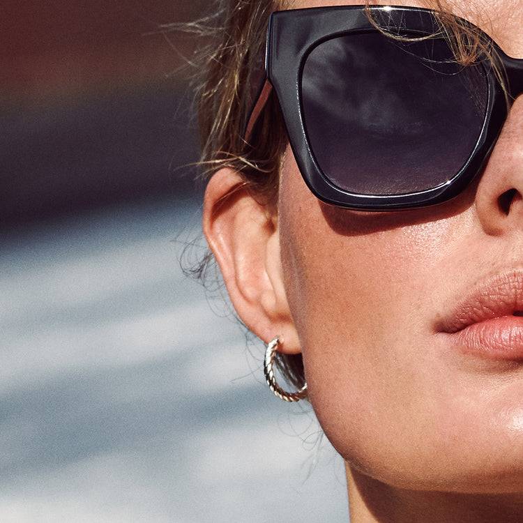 Pilgrim Sonnenbrille : Dael : Schwarz Riesige Ersparnisse