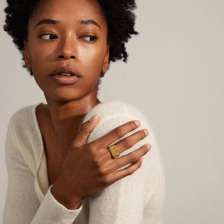 Pilgrim JEMMA Ring mit viereckigem Siegel, vergoldet Nur für heute