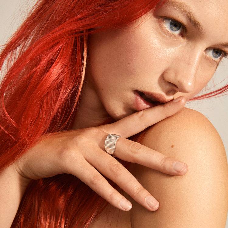Pilgrim JEMMA Ring mit viereckigem Siegel, versilbert Verkauf