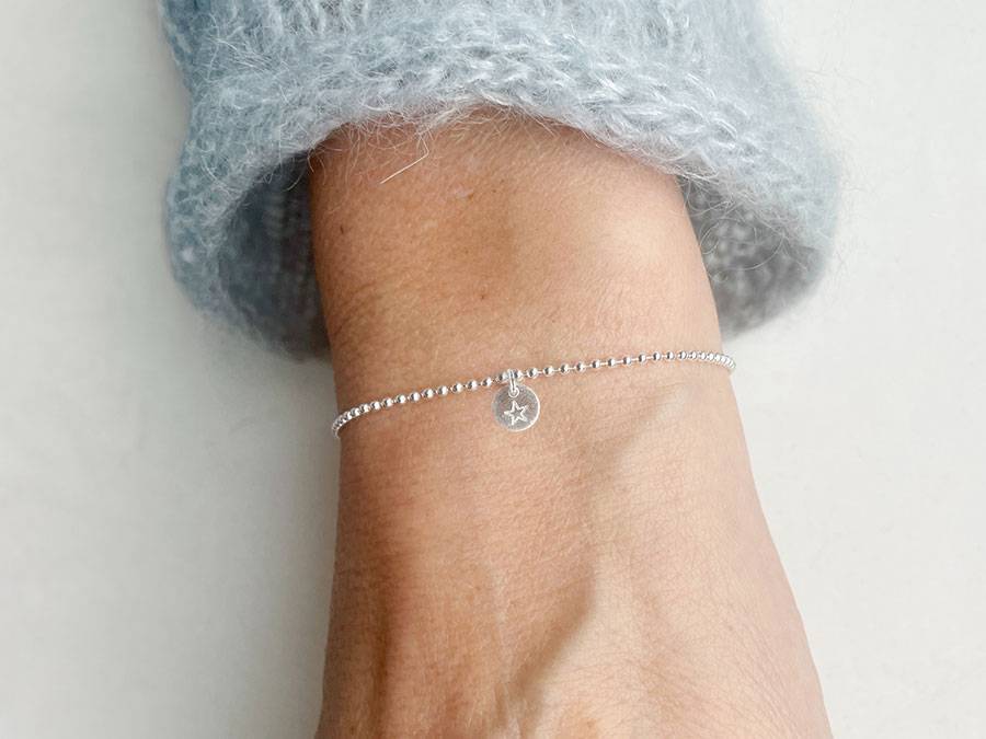 Renna Deluxe Armband mit STERN und Buchstaben-Anhänger Silber Exklusive Angebote