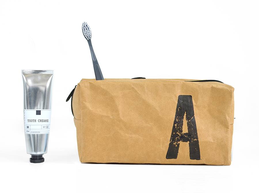 Renna Deluxe Kosmetiktasche für Pflegeprodukte mit Monogramm Im Verkauf