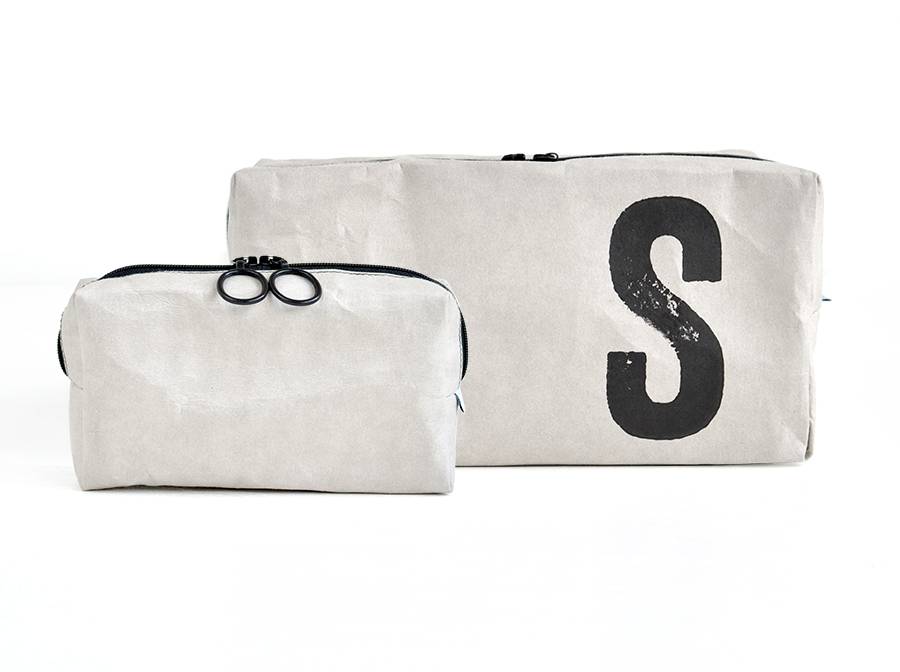Renna Deluxe Kosmetiktasche mit Monogramm grau Bis zu 60% Rabatt