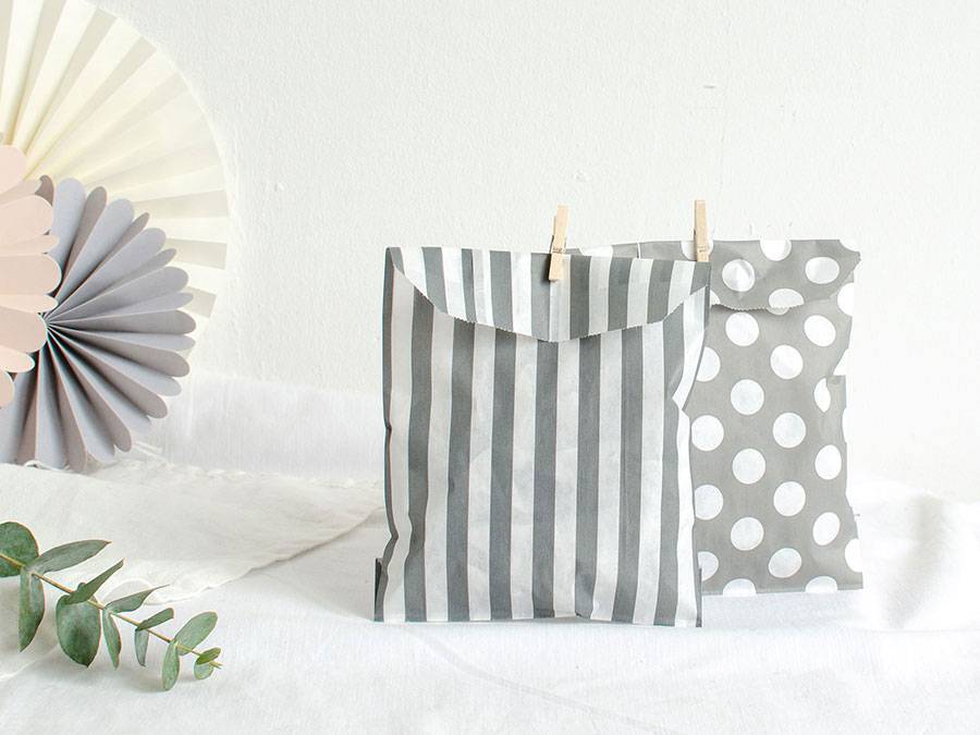 Renna Deluxe 50 Papiertüten viele Farben Discount Store für neue Produkte
